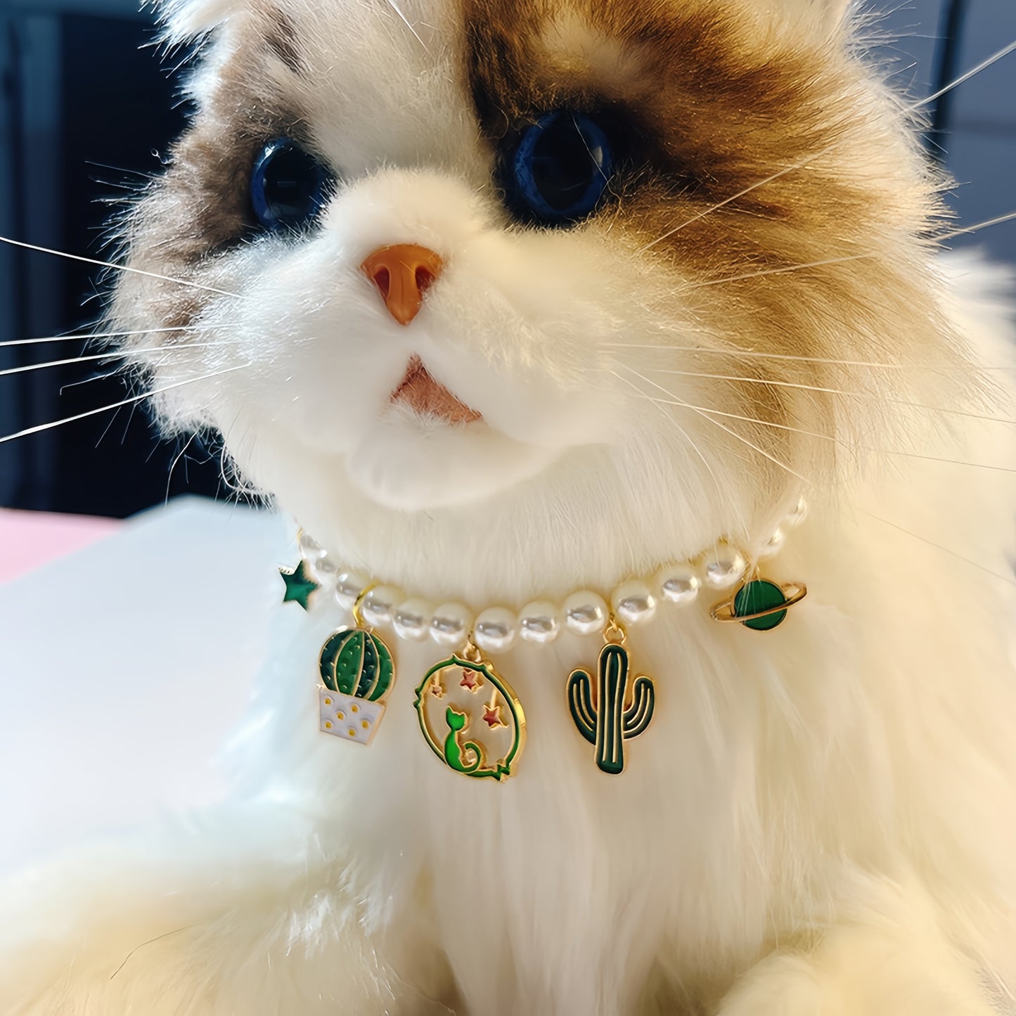 Pet Necklace - Adorable Artificial Pearl Collar for Cats and Small Dogs